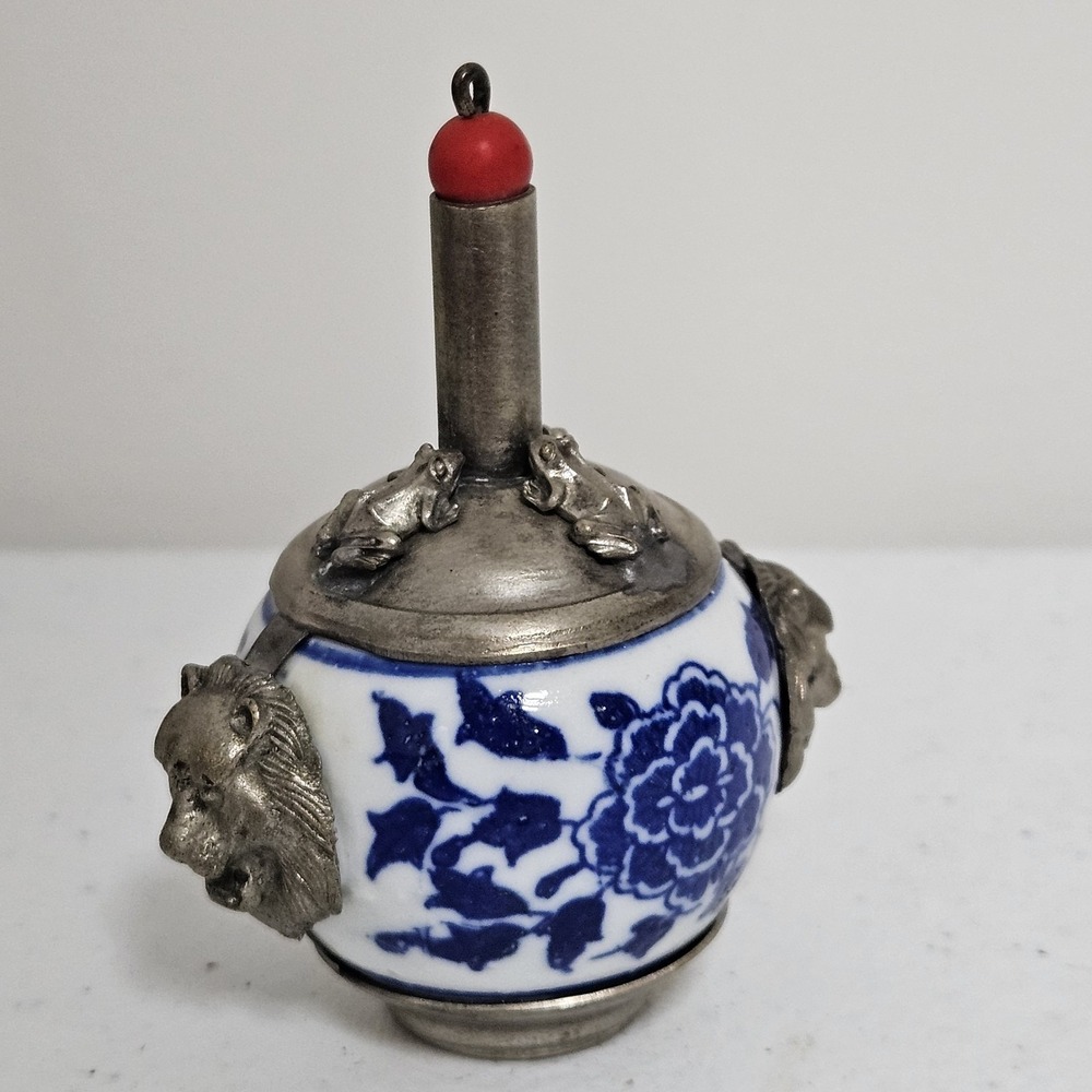 Antique 19th Century Chinese Tibetan Pewter Porcelain Snuff Bottle Blue White - Picture 5 of 11